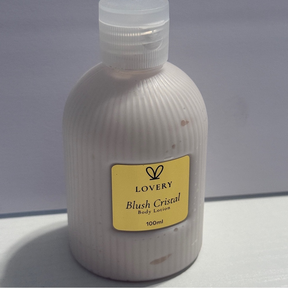 🆕 Lovery Blush Crystal Body Lotion 100ml – New | Soft Feminine Scent